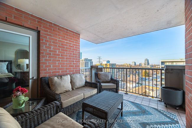 1106 - 442 Maple Ave, Condo with 3 bedrooms, 2 bathrooms and null parking in Burlington ON | Image 35