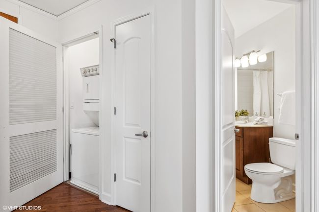 Laundry closet | Image 21