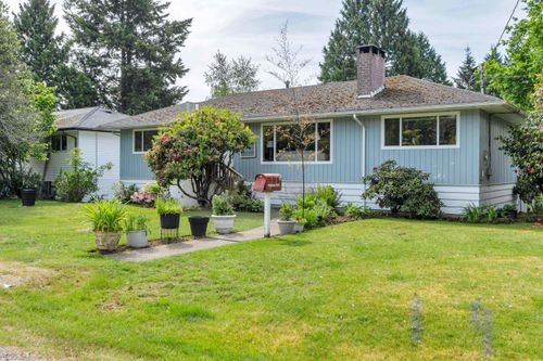 13890 Blackburn Ave, White Rock, BC, V4B2Z2 | Card Image