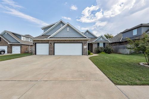 3215 Everton Court, Norman, OK, 73071 | Card Image