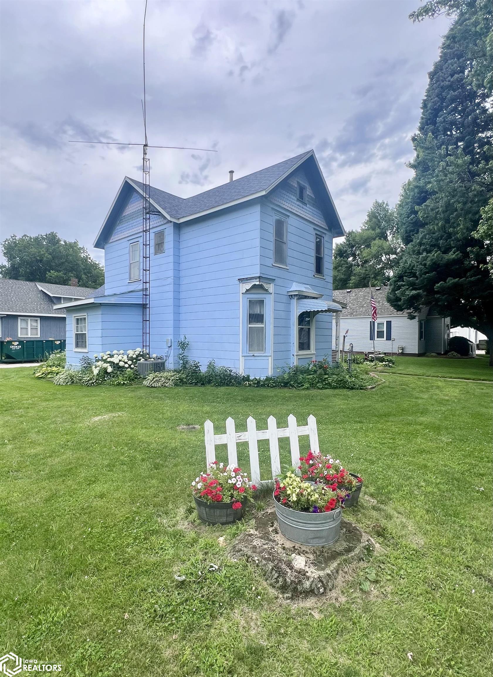4th St, Humboldt, IA 50548
