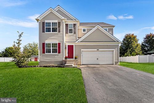 323 Pigott Dr, Florence, NJ, 08518-4024 | Card Image