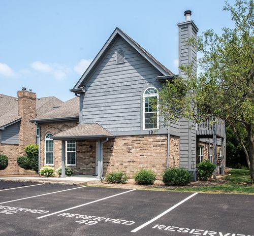 203-19 Foxcroft Rd, Naperville, IL, 60565-2042 | Card Image
