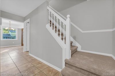 102 Hampshire Drive, Home with 4 bedrooms, 3 bathrooms and null parking in Troy MI | Image 3