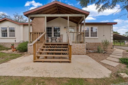357 Dallas St, Bandera, TX, 78003-5819 | Card Image