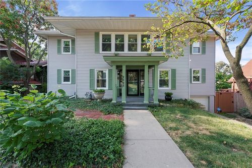 2005 Washington Ave, Kansas City, KS, 66102-2752 | Card Image