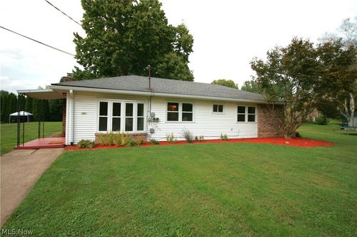 1971 Dennis Dr, Akron, OH, 44312-5441 | Card Image