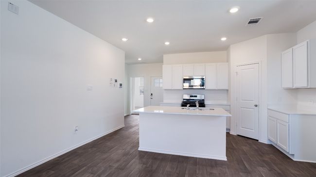 161 Celosia Loop, House other with 3 bedrooms, 2 bathrooms and 1 parking in Uhland TX | Image 6