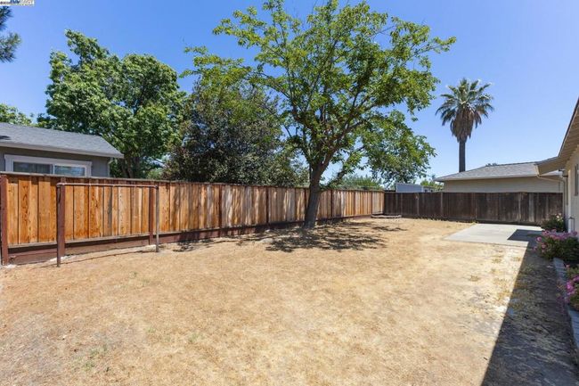 916 El Caminito, House other with 3 bedrooms, 2 bathrooms and 4 parking in Livermore CA | Image 24