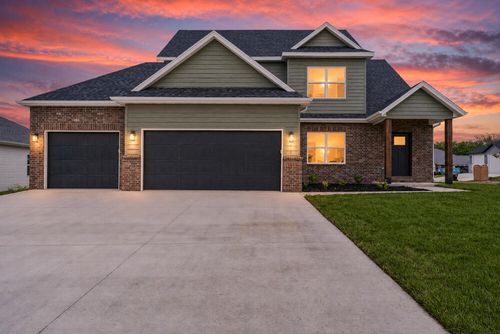 211 Clayton, Republic, MO, 65738 | Card Image