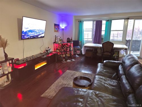 apt-4b-825 Morrison Ave, Bronx, NY, 10473-4423 | Card Image