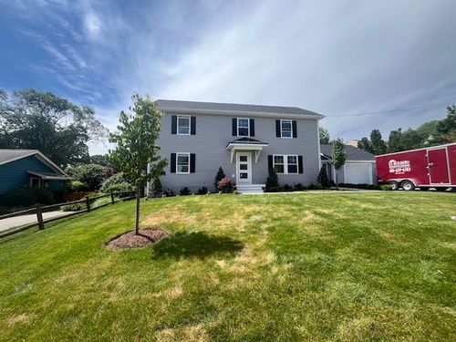 122 Fatima Dr, Bristol, RI, 02809-4726 | Card Image