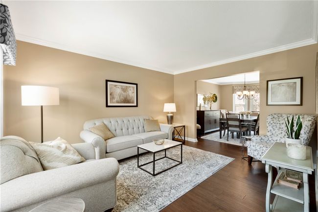 204 Elmhurst Cir, House other with 4 bedrooms, 4 bathrooms and 2 parking in Cranberry Township PA | Image 4