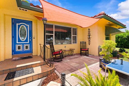 1802 Lake Osborne Dr, Lake Worth Beach, FL, 33461-5767 | Card Image