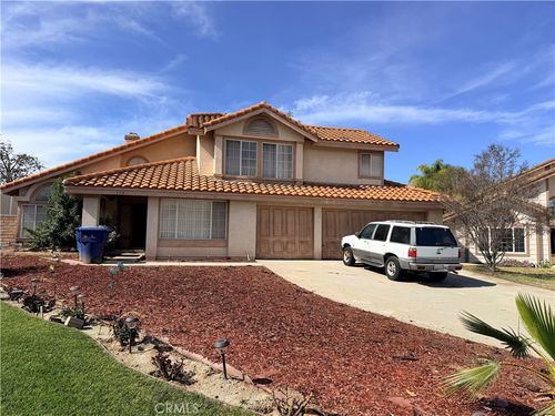 110 Sandpoint Ln, Riverside, CA, 92506-6113 | Card Image