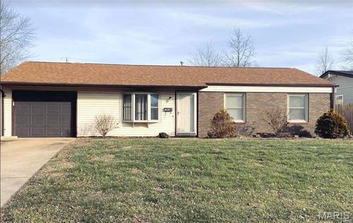 308 Amhurst Dr, O Fallon, IL, 62269-2610 | Card Image