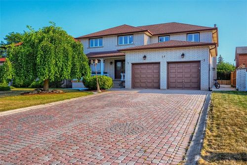16 Vogue Crt, Stoney Creek, ON, L8E4T3 | Card Image