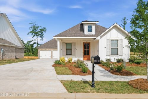 629 Cobalt Way, Brandon, MS, 39042-1104 | Card Image