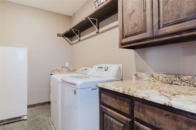 161 Hcr 1150, House other with 3 bedrooms, 3 bathrooms and null parking in Blum TX | Image 11