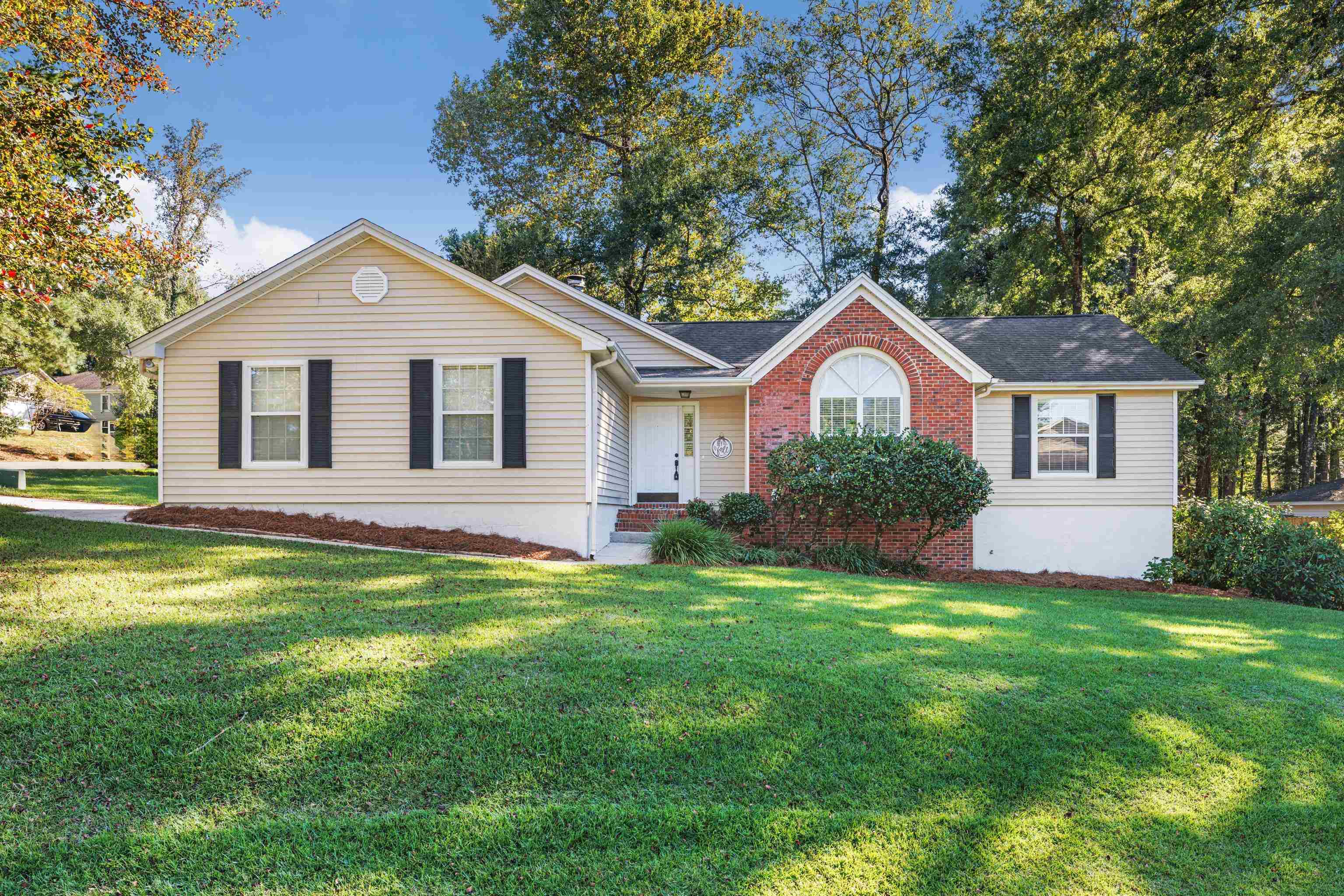Foxcroft Dr, Tallahassee, FL 32309