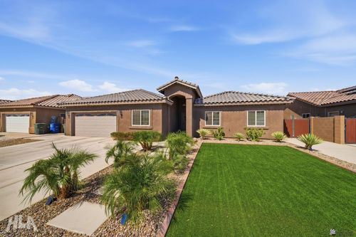 4172 W 27th Ln, Yuma, AZ, 85364-5677 | Card Image