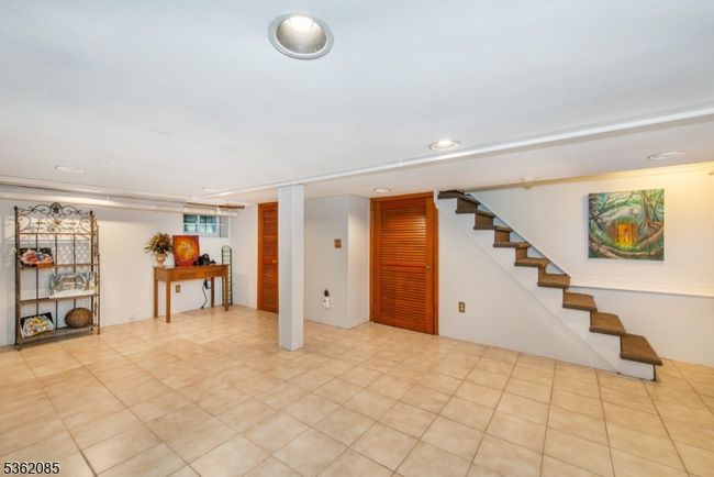 178 Walnut St, House other with 3 bedrooms, 2 bathrooms and null parking in Livingston NJ | Image 33