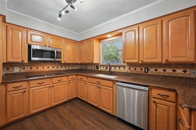 2009 Botts Dr, House other with 4 bedrooms, 3 bathrooms and null parking in Arlington TX | Image 4