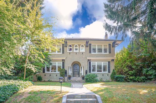 1564 W 26th Ave, Vancouver, BC, V6J2W9 | Card Image