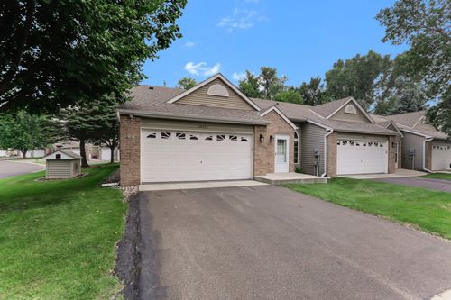 10727 Sycamore St Nw, Coon Rapids, MN, 55433-6515 | Card Image