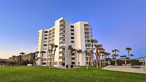 304-1000 Longboat Club Rd, LONGBOAT KEY, FL, 34228-4604 | Card Image