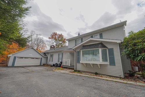 333 Arcadia Rd, Goshen, NY, 10924-5637 | Card Image