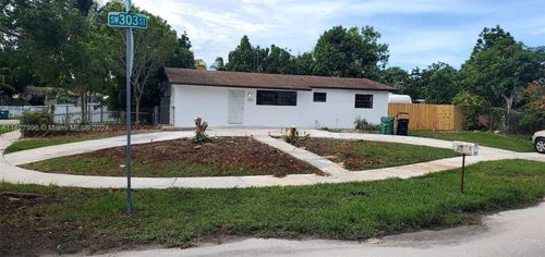 15761 Sw 303rd St, Homestead, FL, 33033-3428 | Card Image