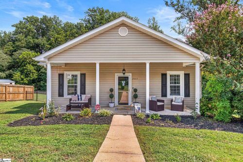207 Woodside Circle, Simpsonville, SC, 29681 | Card Image