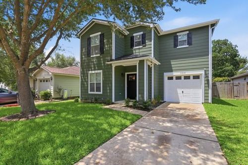 11210 Log Cabin Ln, Tomball, TX, 77375-8406 | Card Image