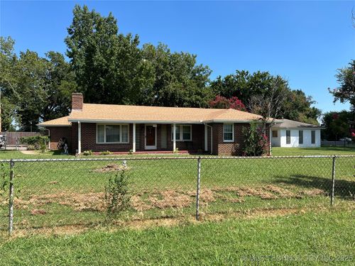 551 S Memorial Dr, Tulsa, OK, 74112-2205 | Card Image