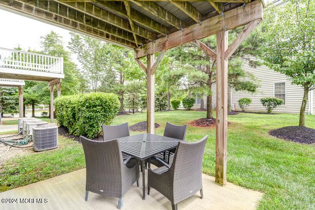 5 Crane Ct, Condo with 3 bedrooms, 4 bathrooms and null parking in Manahawkin NJ | Image 5