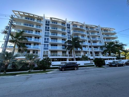 402-13800 Highland Dr, North Miami Beach, FL, 33181 | Card Image
