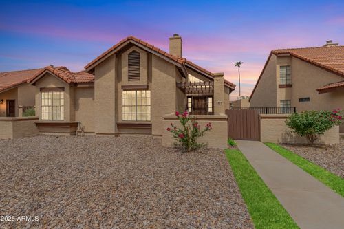 1824 E Secretariat Dr, Tempe, AZ, 85284-1755 | Card Image