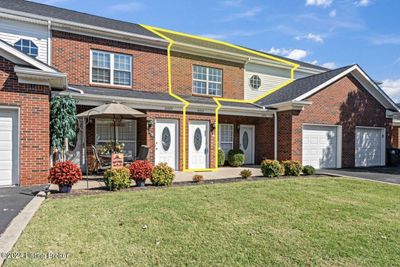 10333 Dorsey Village Dr, Condo with 2 bedrooms, 2 bathrooms and null parking in Louisville KY | Image 2