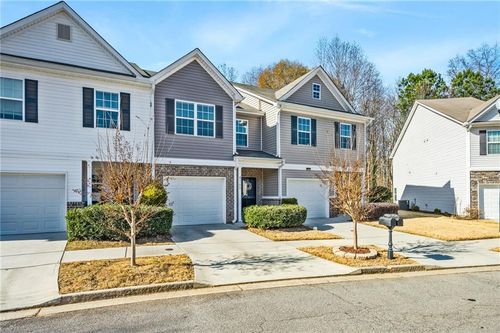 4765 Beacon Ridge Ln, Flowery Branch, GA, 30542-3379 | Card Image