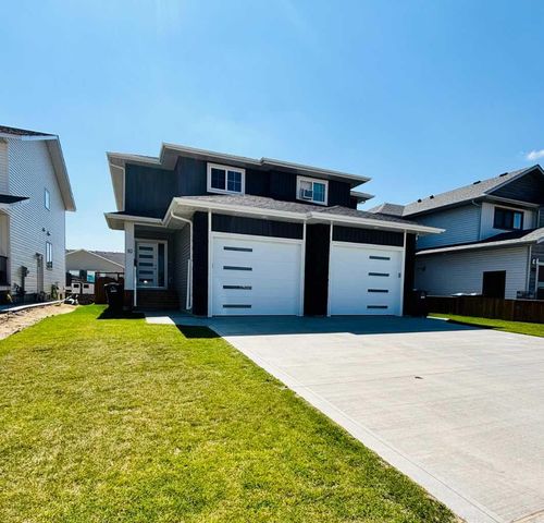 10 Athens Rd, Blackfalds, AB, T4M0N4 | Card Image