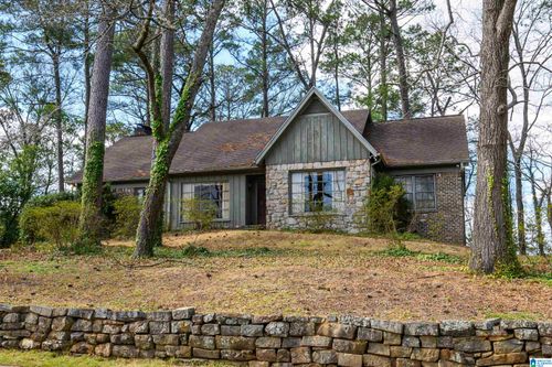 4012 Old Leeds Rdg, Mountain Brk, AL, 35213-3216 | Card Image