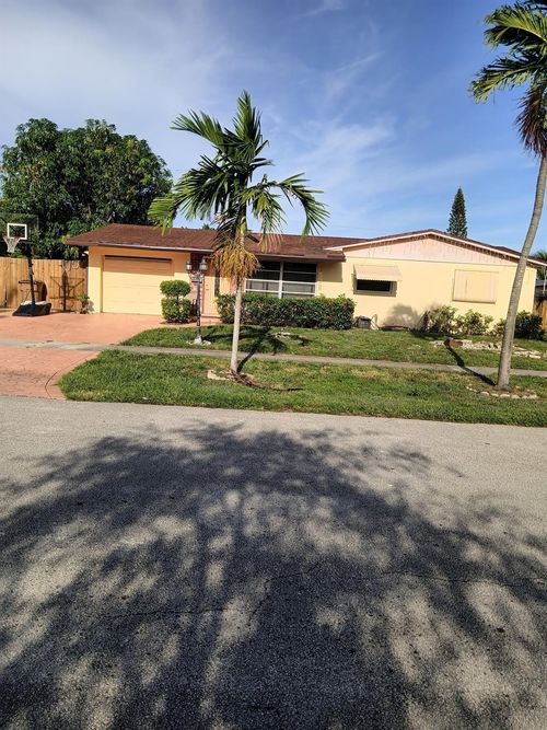 3810 Nw 4th Ave, Deerfield Beach, FL, 33064-2727 | Card Image