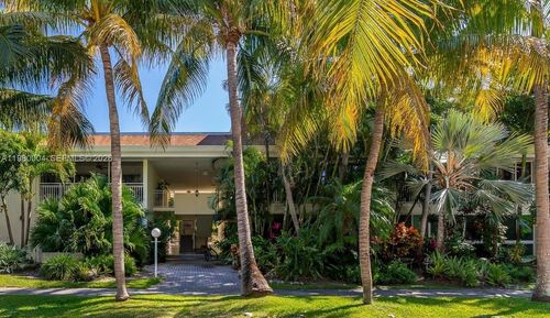 apt-h-260 Sunrise Dr, Key Biscayne, FL, 33149-2155 | Card Image