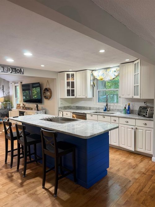 48 Summer St, Goffstown, NH, 03045-1722 | Card Image