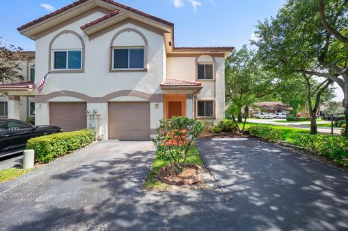 937 Nw 104th Way, Coral Springs, FL, 33071 | Card Image