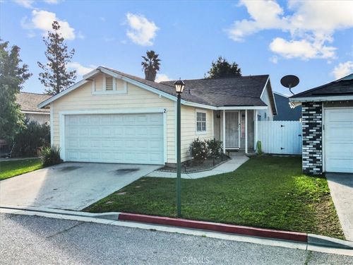 apt-2-15957 Randall Ave, Fontana, CA, 92335-4464 | Card Image