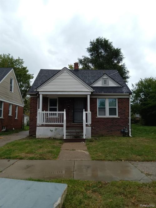 11540 Wayburn St, Detroit, MI, 48224-1686 | Card Image