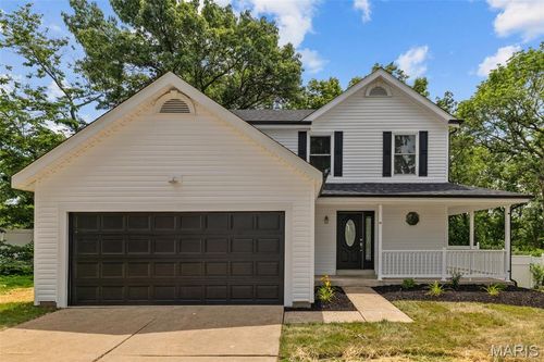 145 Aspencade Cir, Saint Peters, MO, 63376-3695 | Card Image