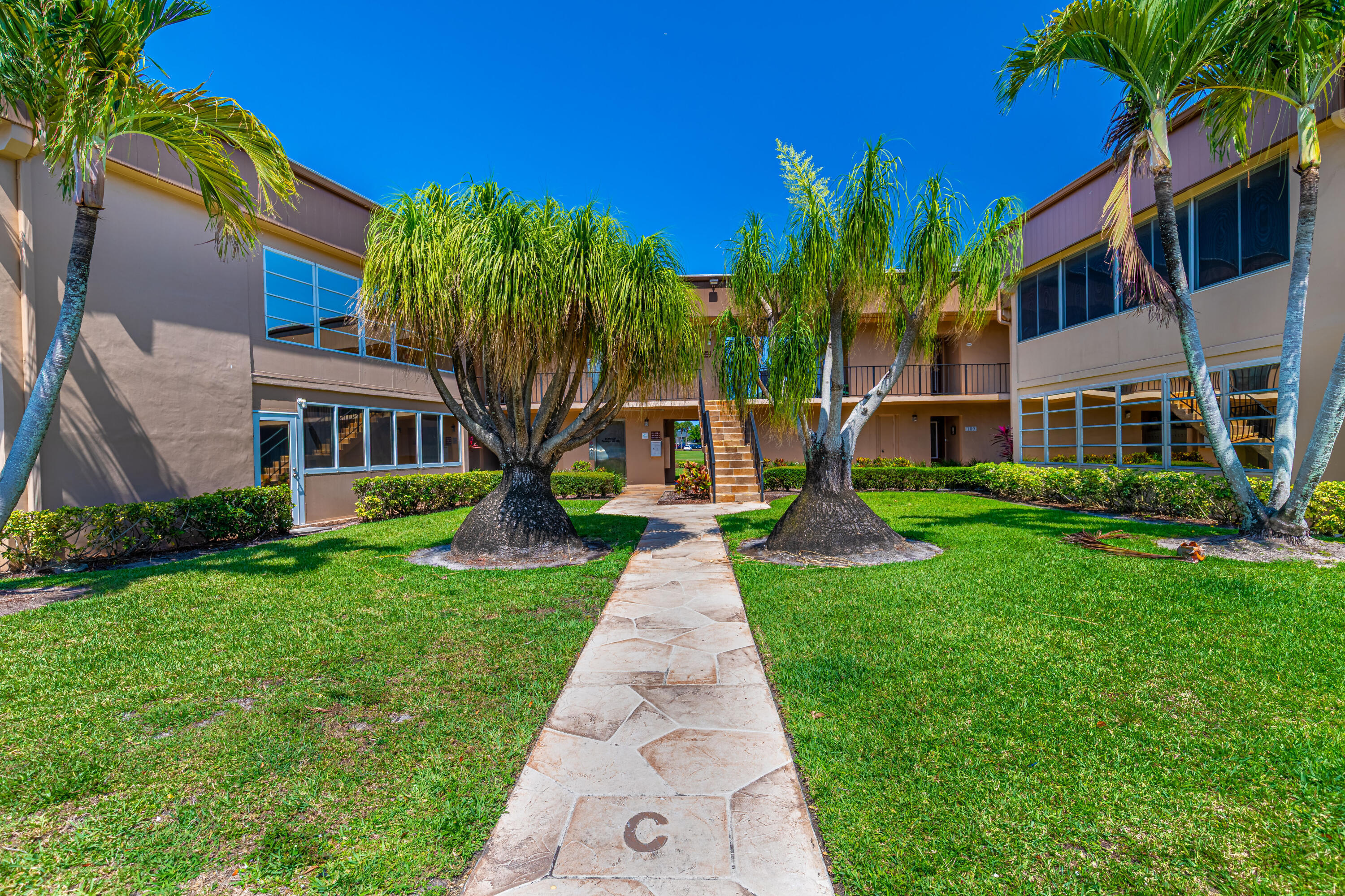 Residential Lease in Delray Beach 2